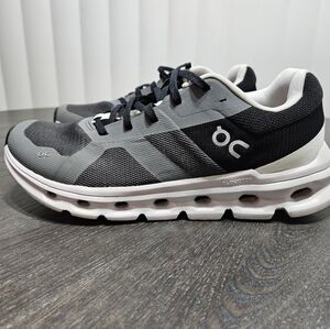 Women's Cloudrunner Black/Gray Size 9